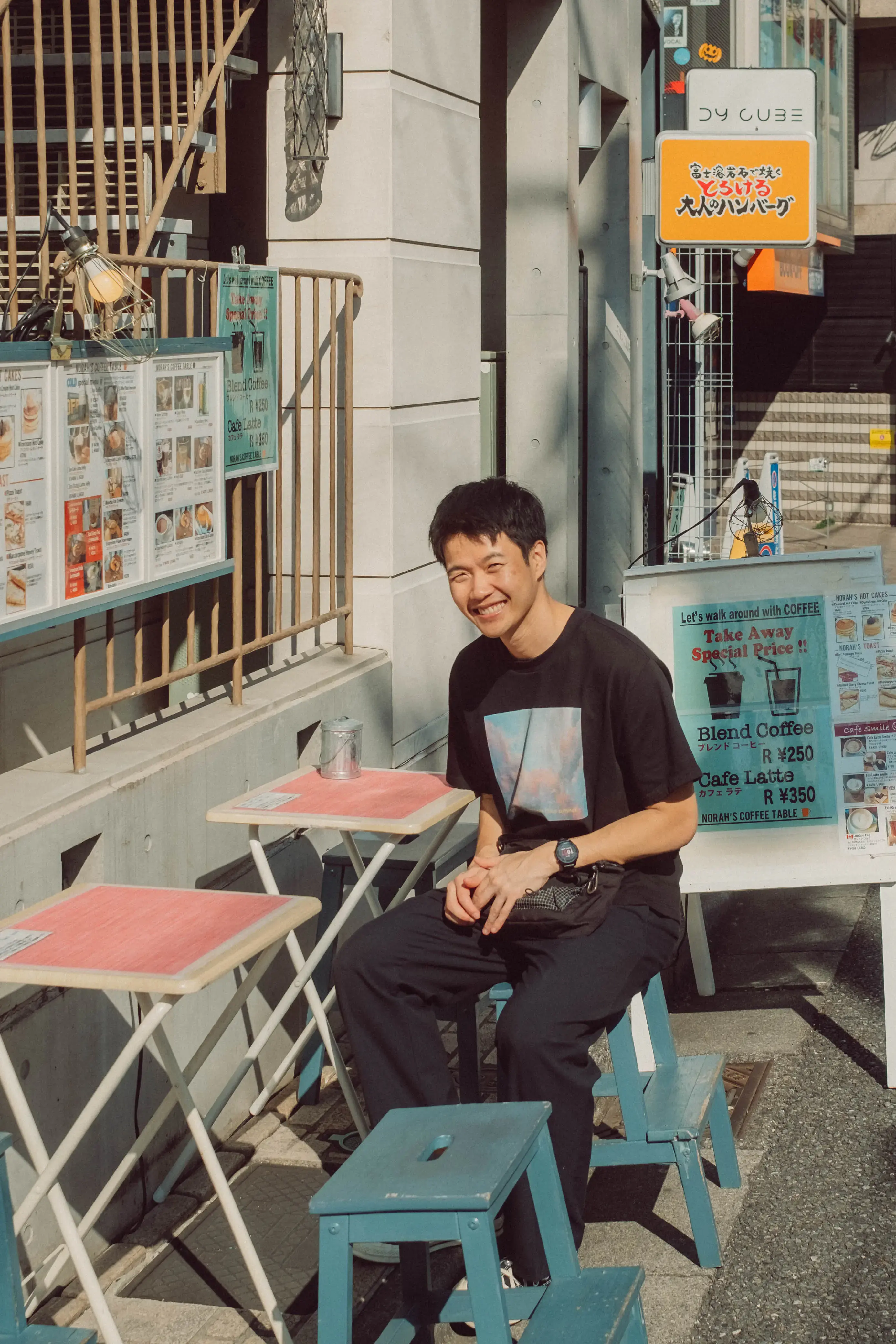 A photo of Hien Nguyen taken in a cafe in Tokyo, Japan